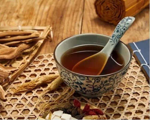 為什么不能長(zhǎng)期喝中藥？醫(yī)生解析潛在不良影響